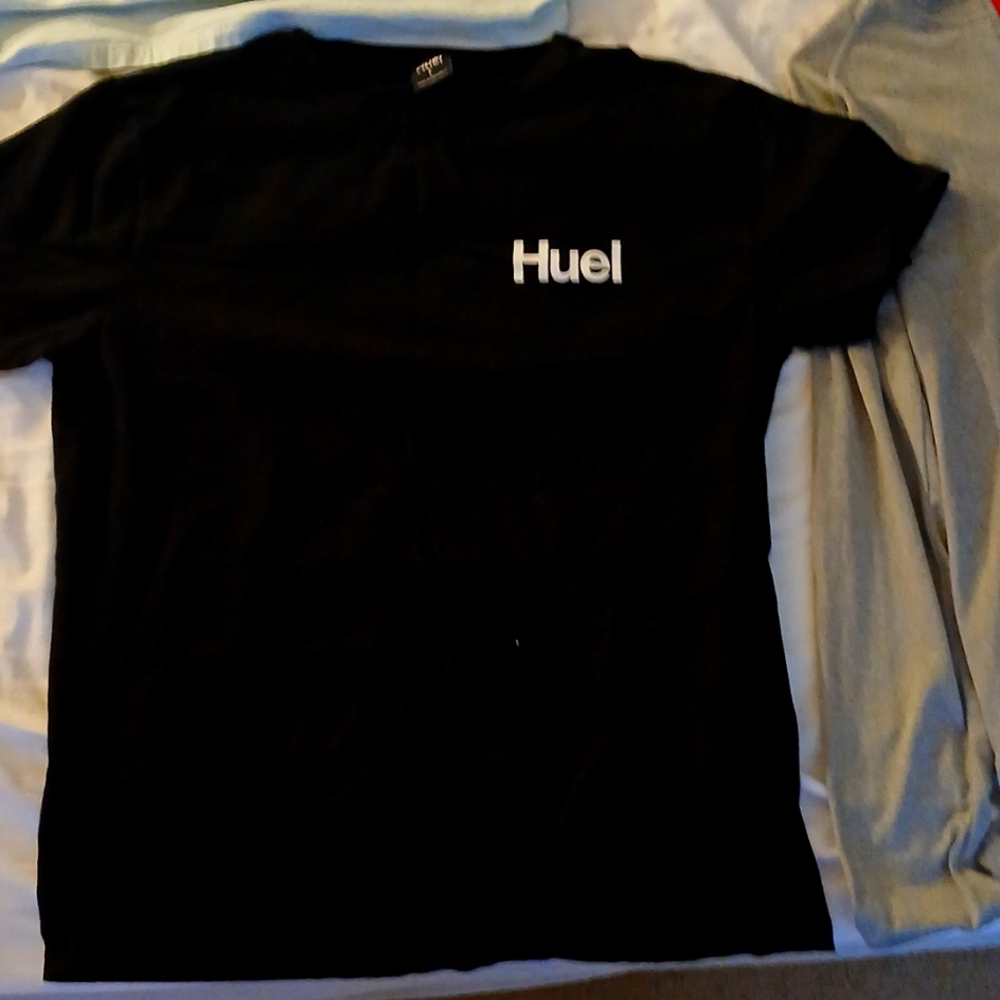 Huel Women's TShirt SIZE L